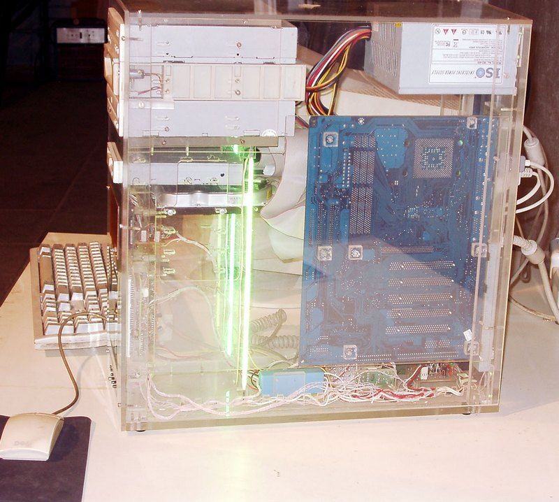 Мать на боковой стенке